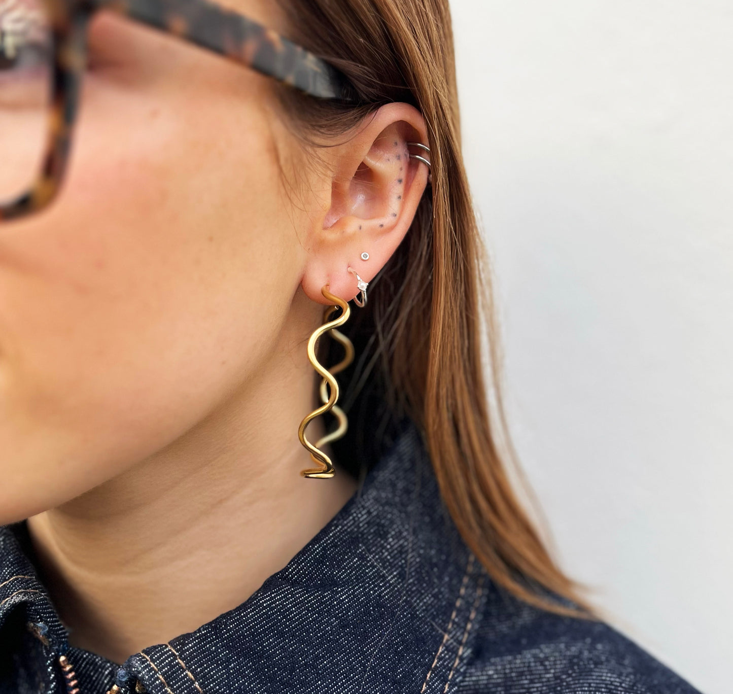 Wiggle Hoop Earrings