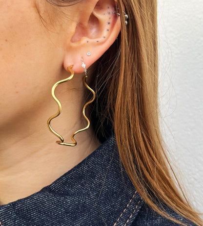 Wiggle Hoop Earrings